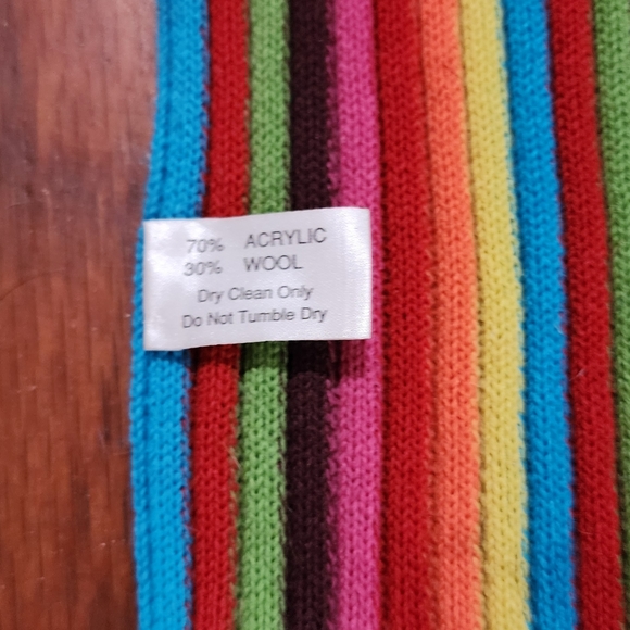 Multi color scarf - Picture 1 of 3